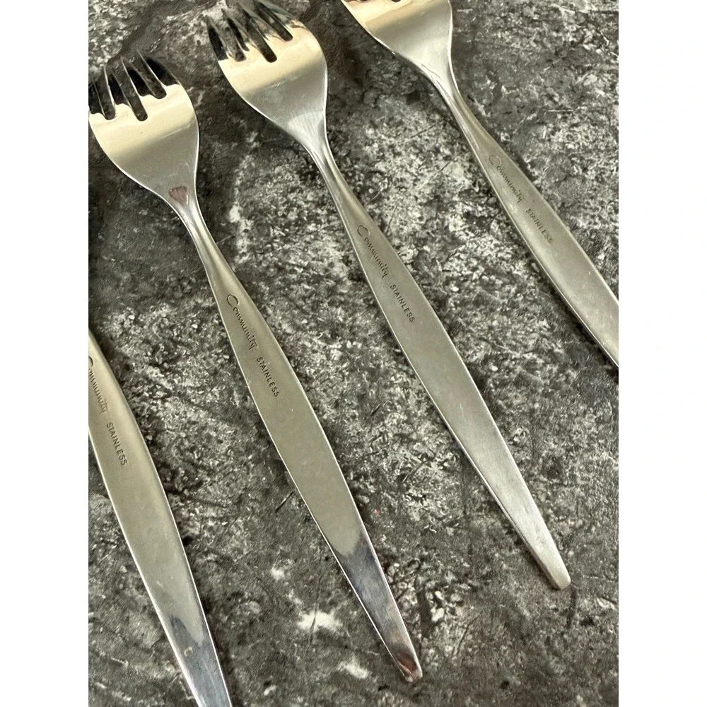 Oneida Community VENETIA Stainless 4 Salad Forks Burnished & Glossy Flatware